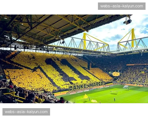 多特蒙德南看台因站席密度超标需改造，容量将缩水