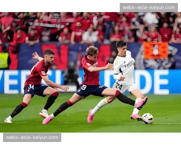 圣保利合作社模式：球迷掌控球场在职业足球界的罕见尝试